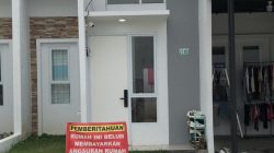Spanduk Tagihan Jadi Teror, Warga Green Babelan Asri Pilih Angkat Kaki