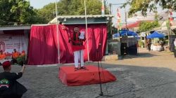 Baba HK Damin Sada Bacakan Puisi Chairil Anwar “Karawang-Bekasi”, Kobarkan Jiwa Jawara di HUT RI ke-80