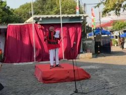 Baba HK Damin Sada Bacakan Puisi Chairil Anwar “Karawang-Bekasi”, Kobarkan Jiwa Jawara di HUT RI ke-80