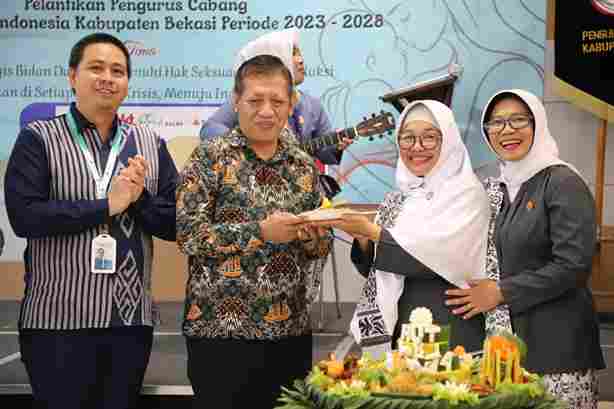 Pengurus Baru IBI Kabupaten Bekasi Dilantik, Teguhkan Komitmen Tingkatkan Layanan Kesehatan Ibu dan Balita