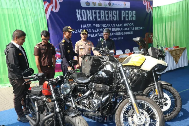 Coba Kelabuhi Petugas Pakai Modus Misdeklarasi, Penyelundupan 5 Harley-Davidson Bekas dan 20 Rangka Asal China Digagalkan Bea Cukai