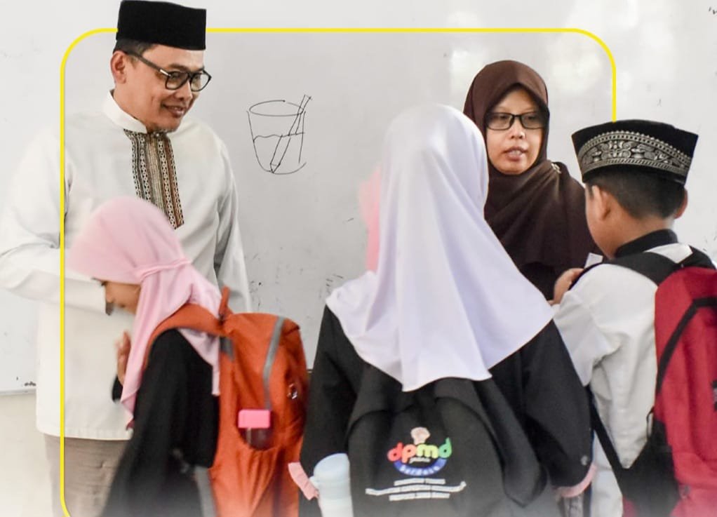 Kadisdik Kabupaten Bekasi Tinjau Tiga Sekolah, Pastikan Mutu Pembelajaran dan Kompetensi Guru