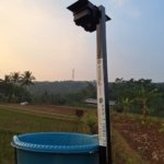 Mahasiswa KKN-T IDBU 36 UNDIP Edukasi Energi Terbarukan dan Hadirkan Smart Light Trap untuk Pengendalian Hama Jagung
