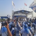 Tak Terduga! Ribuan Massa Membeludak di Kampanye Jorro Nomor 2, Stadion Kedung Jaya Dipenuhi Lautan Putih-Biru