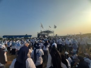 Dari Stadion Kedungjaya, Sebuah Isyarat: Warga Haus Wajah Baru ‘Istana Desa