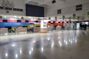 Operasional Bandara Halim Perdanakusuma Ditutup hingga Senin Pagi akibat Abu Vulkanik Anak Krakatau