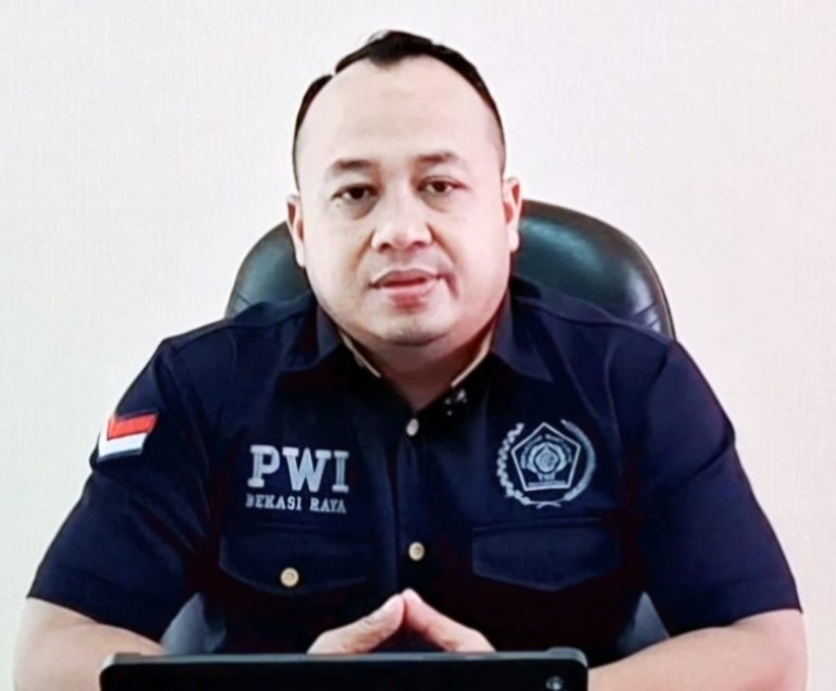 Wartawan Bertanya, Pejabat Meradang? PWI Bekasi Raya Bereaksi